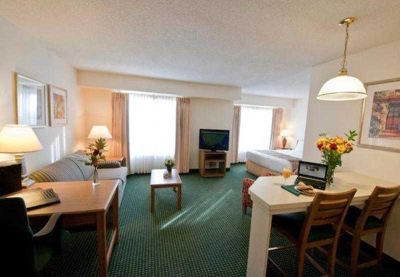 Residence Inn אפלטון חדר תמונה