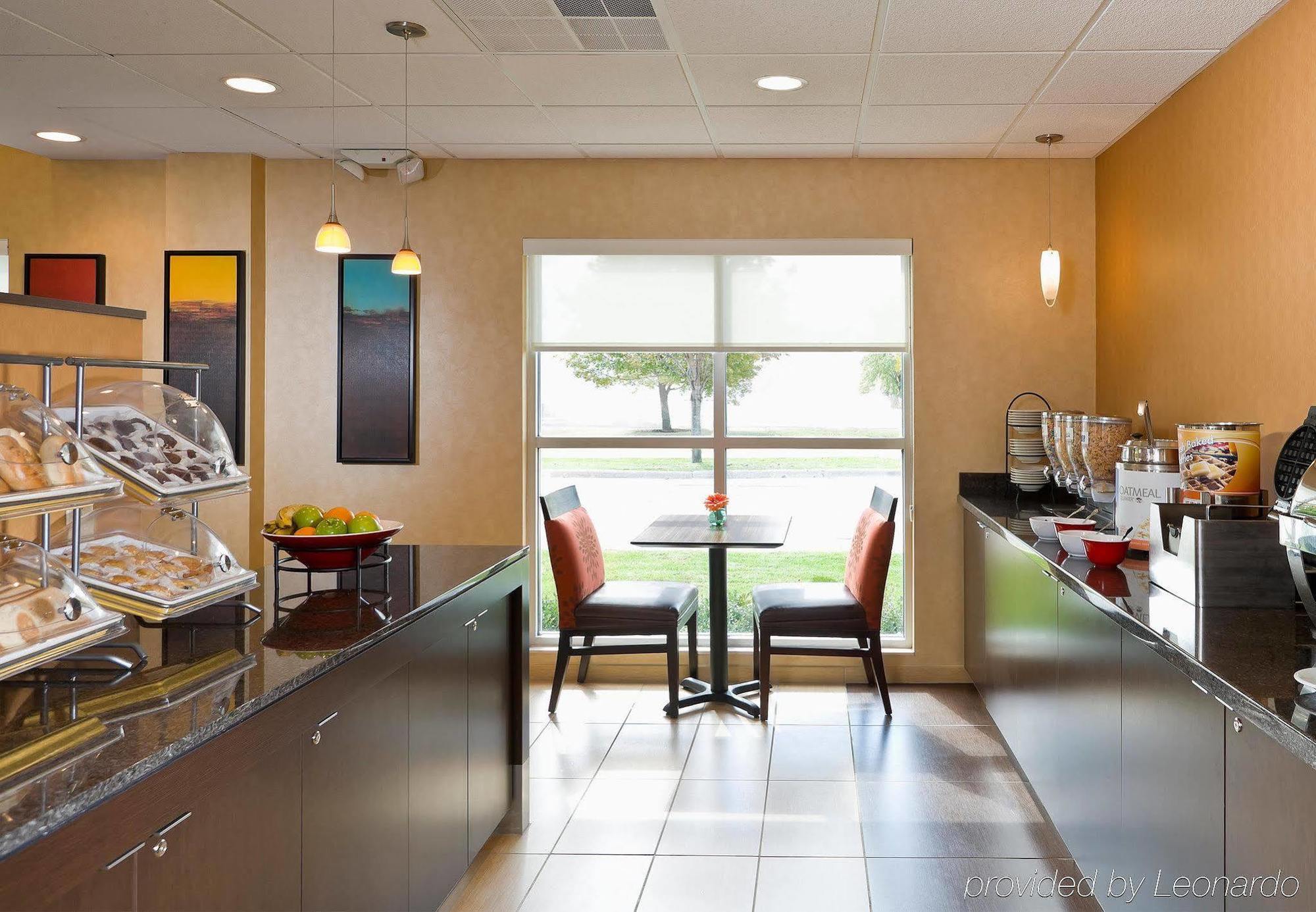 Residence Inn אפלטון מסעדה תמונה